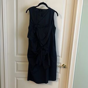 Chic Black Sleeveless Midi Dress